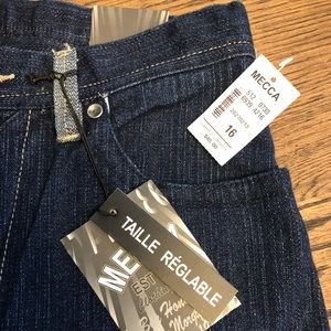 Mecca Woman’s Capri w/ Wide Legs